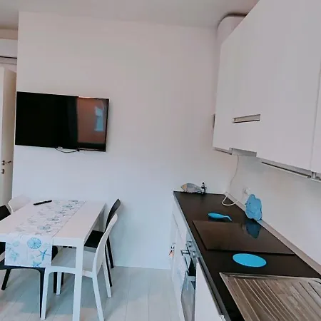 Apartment Blu -over The Rainbow - Lido Di Jesolo- Piazza Mazzini 200 Mt Dal Mare