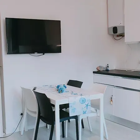 Blu -over The Rainbow - Lido Di Jesolo- Piazza Mazzini 200 Mt Dal Mare Apartment